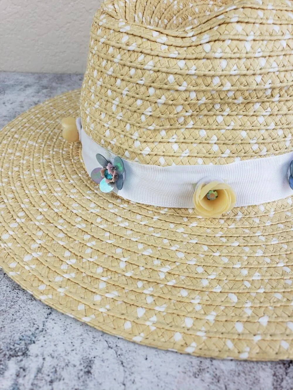 Betsey Johnson Straw Hat Flower Beaded Fedora O/S